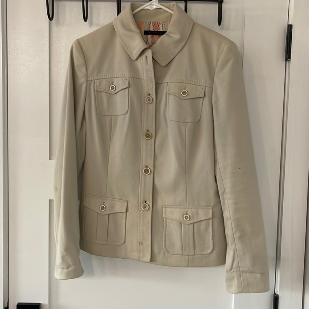 Great business jacket dress up or down